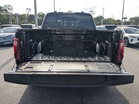 Used 2025 Ford F150 Raptor AWD/4WD image 13