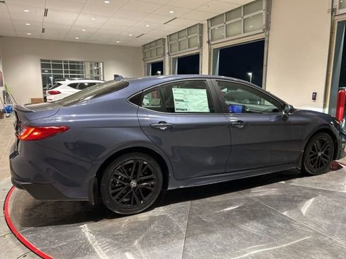 New 2026 Toyota Camry SE FWD image 7