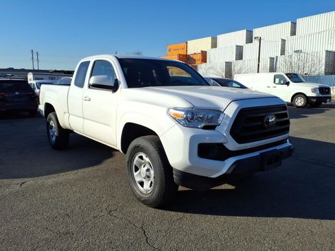 Used 2021 Toyota Tacoma SR image 1