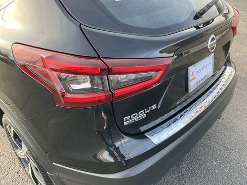 Certified 2022 Nissan Rogue Sport SL image 31