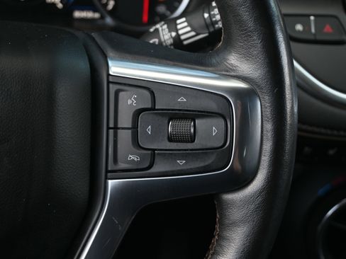 Used 2020 Chevrolet Blazer Premier FWD image 19