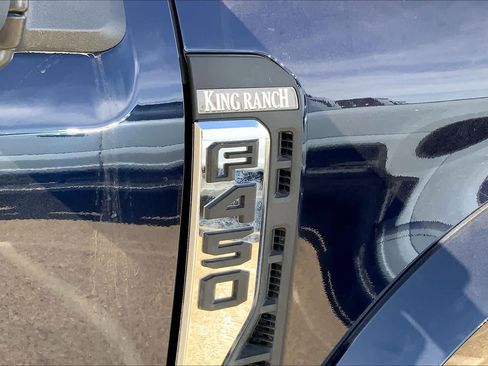 Certified 2025 Ford F450 King Ranch w/ FX4 Off-Road Package image 10