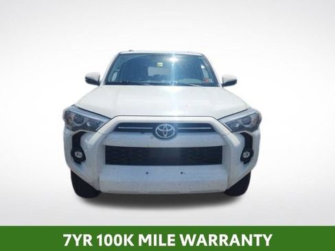 Used 2024 Toyota 4Runner SR5 Premium w/ Moonroof Package RWD image 2