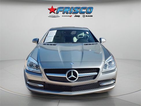 Used 2015 Mercedes-Benz SLK 250 image 2