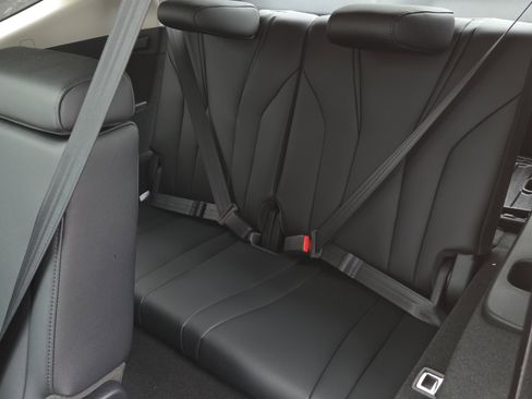 New 2026 Acura MDX SH-AWD image 12