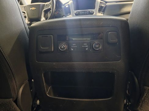 Used 2017 Chevrolet Tahoe Premier AWD/4WD image 28