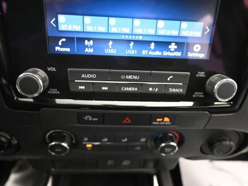 Used 2023 Nissan Frontier SV image 24