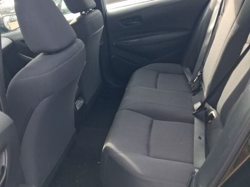 Used 2025 Toyota Corolla LE FWD image 6