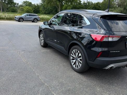 Used 2020 Ford Escape Titanium w/ Titanium Premium Package 2.0 AWD/4WD image 9