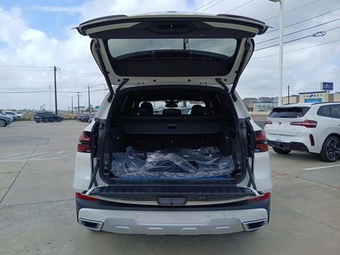 New 2026 BMW X5 xDrive50e AWD/4WD image 10