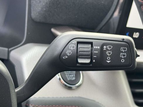 Used 2026 Ford Explorer Active AWD/4WD image 27