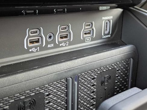 Used 2026 RAM 1500 Tungsten AWD/4WD image 22