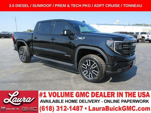 Used 2022 GMC Sierra 1500 AT4 w/ AT4 Premium Package AWD/4WD image 1