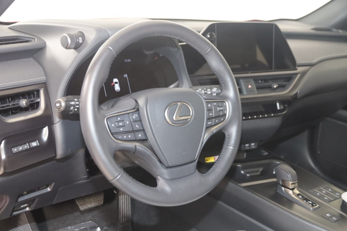 Used 2025 Lexus UX 300h FWD w/ Accessory Package (Z1) image 6