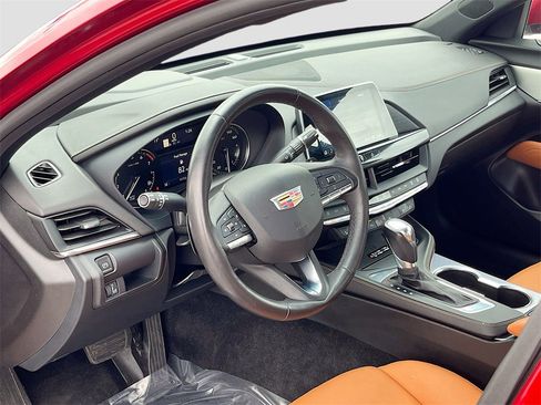 Used 2023 Cadillac CT4 Premium Luxury image 9