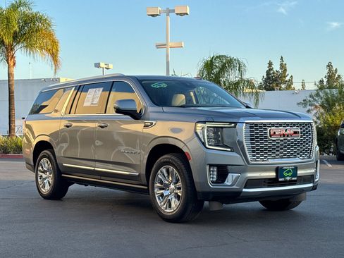 Certified 2023 GMC Yukon XL Denali RWD image 4