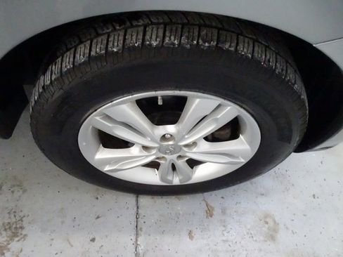 Used 2012 Hyundai Tucson GLS image 27