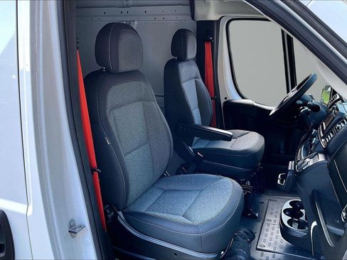 Used 2025 RAM ProMaster 2500 w/ Safety Group image 7