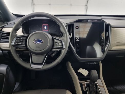 Used 2025 Subaru Forester Limited AWD/4WD image 12