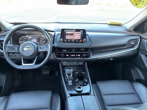 Certified 2023 Nissan Rogue SV w/ SV Premium B Package AWD/4WD image 18
