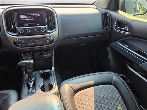 Used 2020 Chevrolet Colorado Z71 AWD/4WD image 21