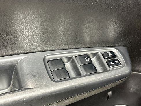 Used 2013 Subaru Impreza WRX Sedan image 17