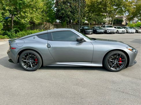 Used 2024 Nissan Z Performance w/ Floor Mat Package RWD image 4