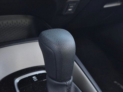 Used 2025 Toyota Corolla LE FWD image 23