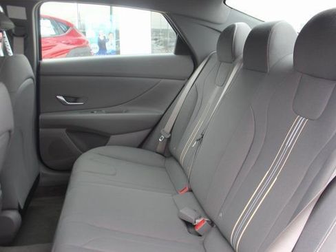 New 2026 Hyundai Elantra Blue image 27