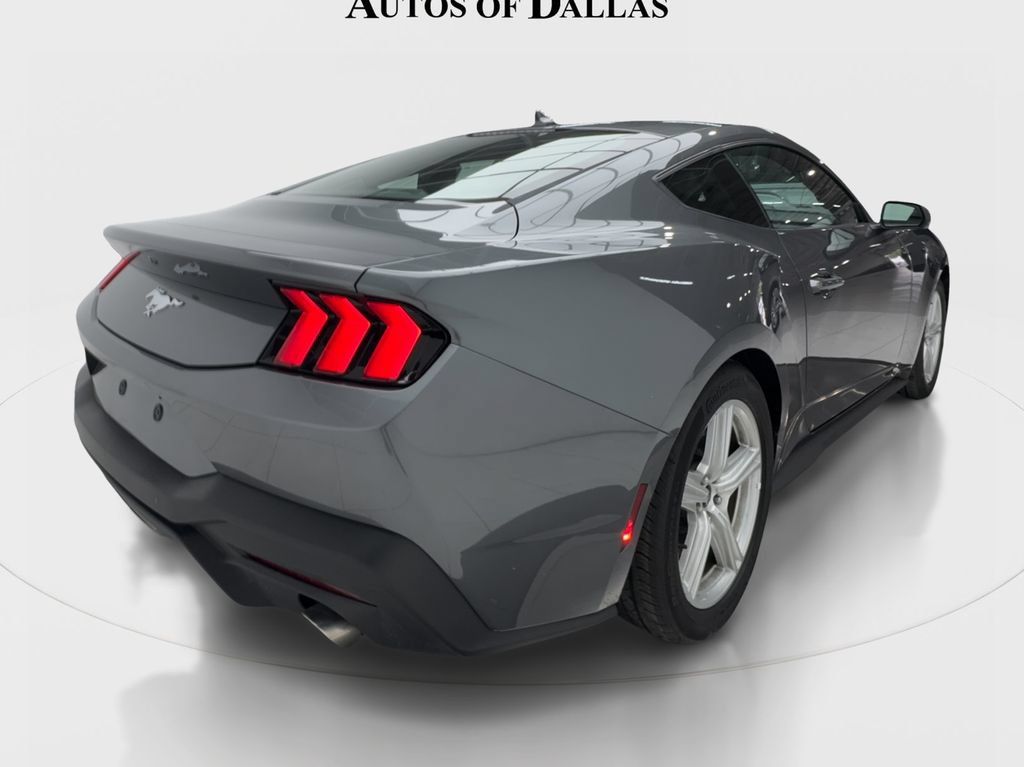 Used 2026 Ford Mustang Premium RWD image 10