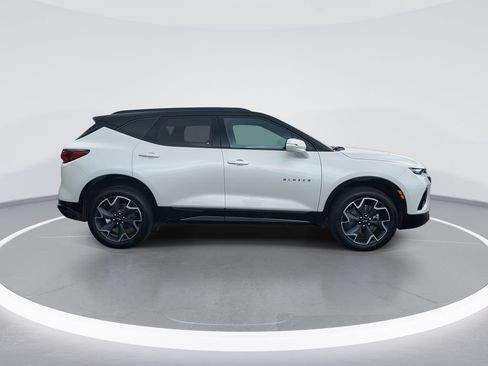 Used 2022 Chevrolet Blazer RS w/ Enhanced Convenience Package FWD image 9