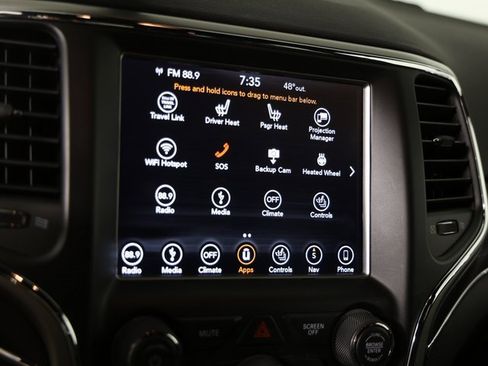 Used 2018 Jeep Grand Cherokee Limited image 18