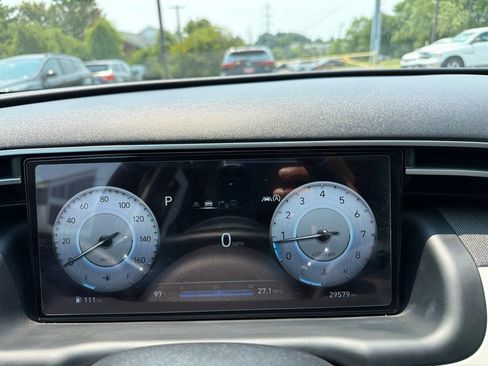 Used 2022 Hyundai Tucson Limited FWD image 18