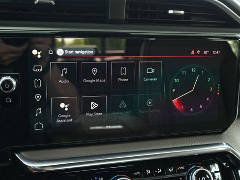 Used 2024 GMC Sierra 2500 Denali w/ Denali Reserve Package image 33