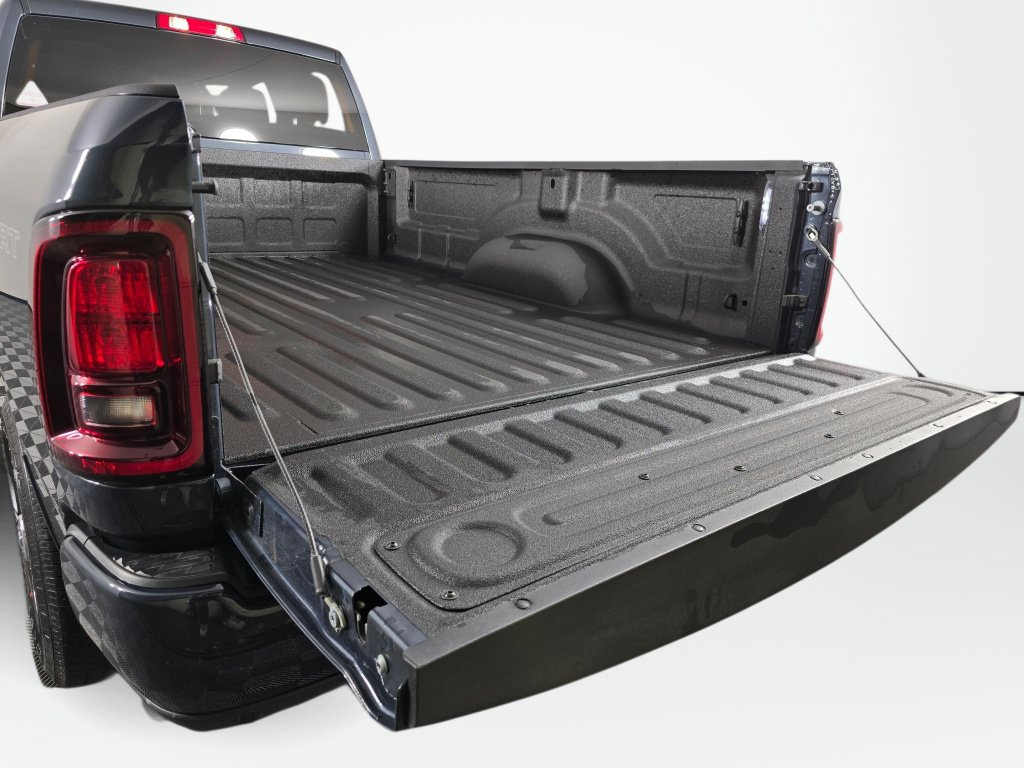New 2026 RAM 2500 Big Horn AWD/4WD image 16
