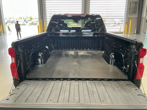 Certified 2025 Chevrolet Silverado 1500 Custom AWD/4WD image 14