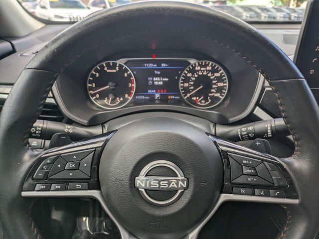 Used 2024 Nissan Altima 2.5 SR w/ SR Premium Package FWD image 24