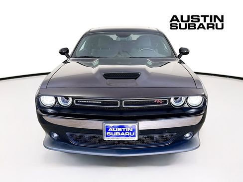 Used 2019 Dodge Challenger R/T w/ Driver Convenience Group image 2