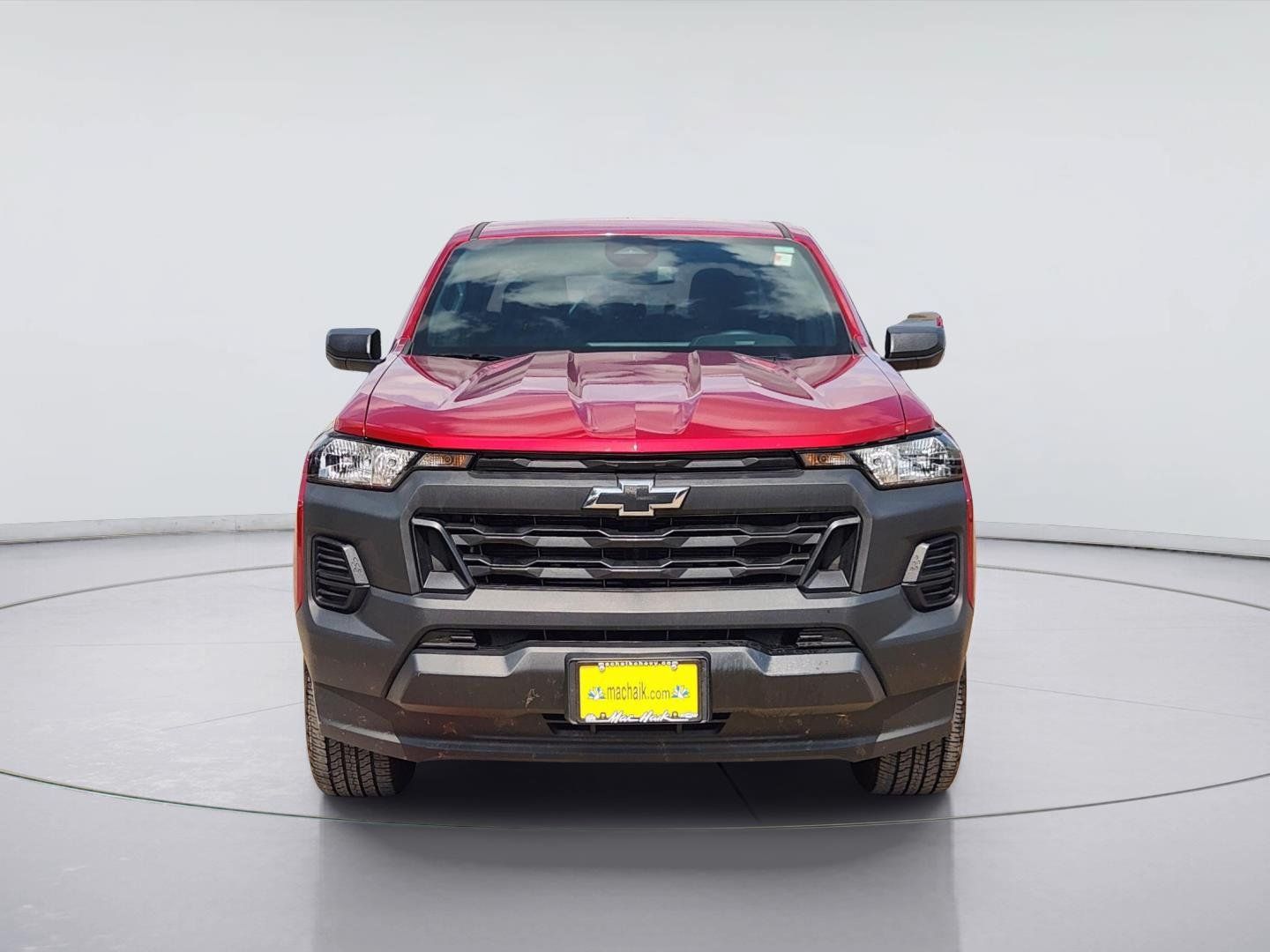Used 2025 Chevrolet Colorado W/T w/ WT Custom Package RWD image 2