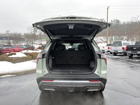 Certified 2026 Chevrolet Equinox ACTIV w/ Convenience Package III image 33