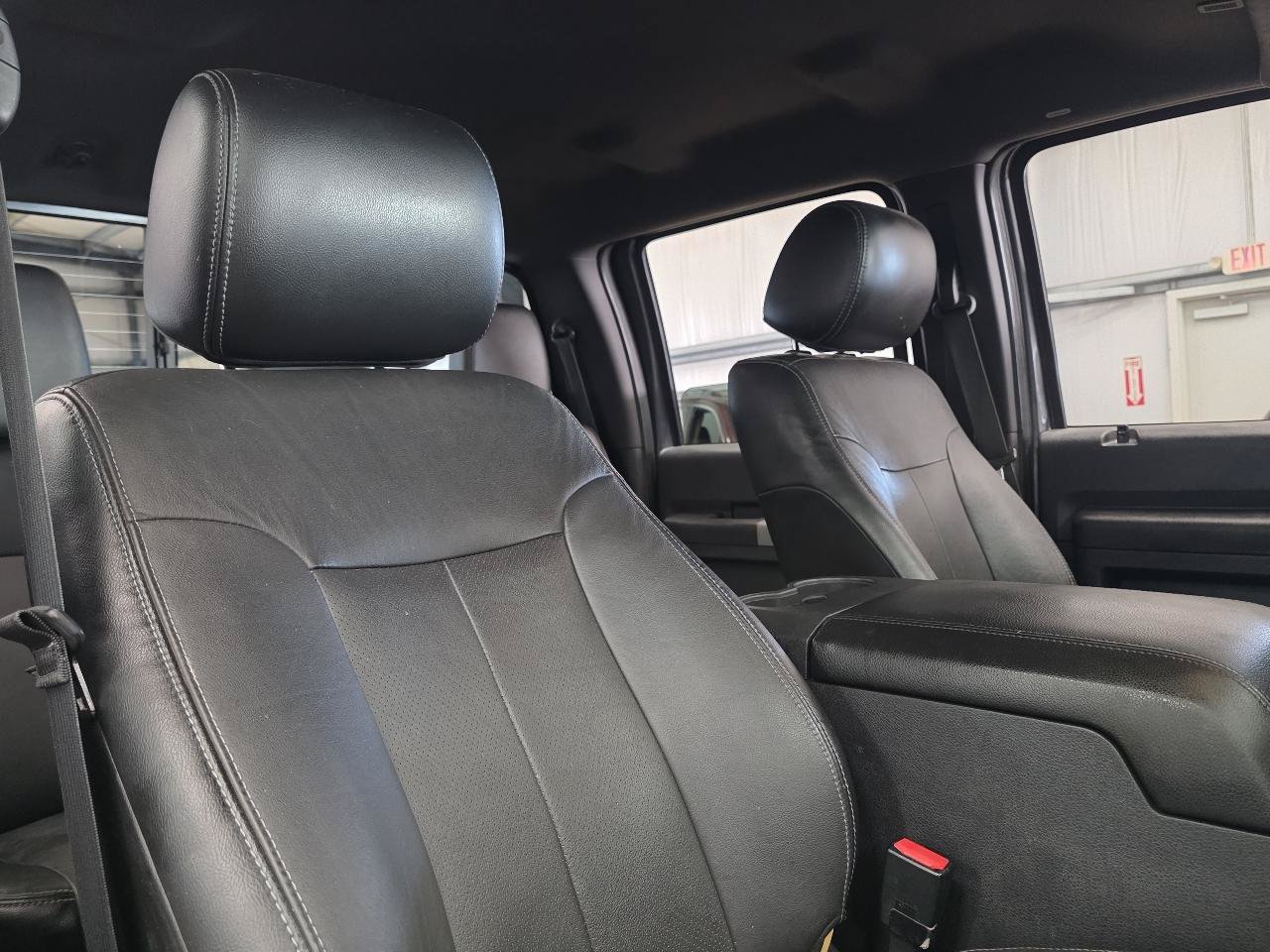 Used 2015 Ford F250 Lariat AWD/4WD image 24