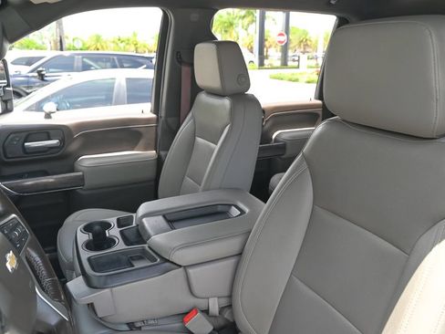 Used 2021 Chevrolet Silverado 3500 LTZ AWD/4WD image 8