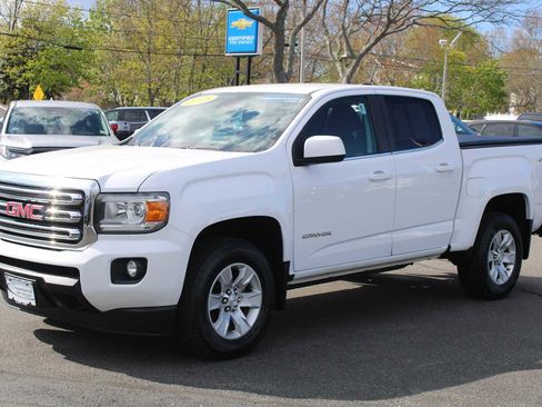 Used 2018 GMC Canyon SLE w/ SLE Convenience Package AWD/4WD image 3