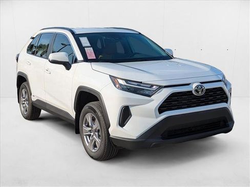 New 2025 Toyota RAV4 XLE AWD/4WD image 7
