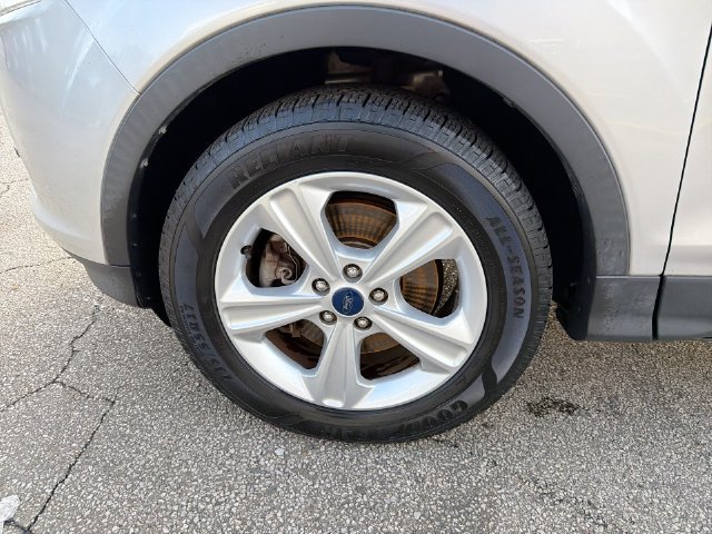 Used 2016 Ford Escape SE FWD image 28
