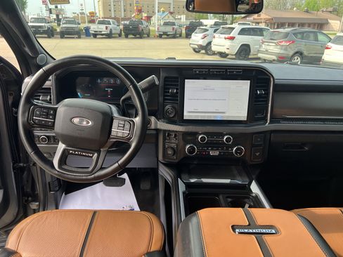 Used 2024 Ford F450 Platinum image 21