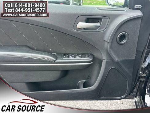 Used 2023 Dodge Charger SXT RWD image 11