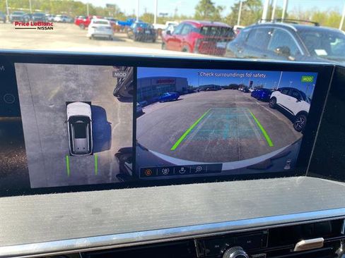 Used 2025 INFINITI QX80 Sensory image 13