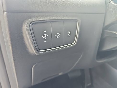 Certified 2024 Hyundai Tucson Limited AWD/4WD image 16