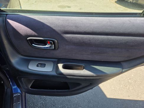 Used 2003 Lexus IS 300 RWD image 9